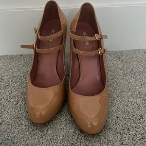 Miu Miu Nude / Rosa Patent Leather Mary Janes